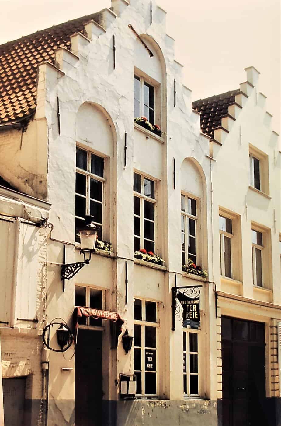 Brugge Burgerwoningen Archivolt